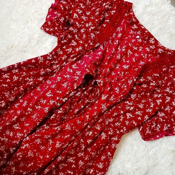 Red Floral Front-Tie Bow Ruffle Sleeved Dress - Picture 11 of 12